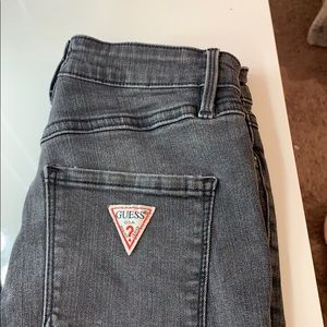 guess jeans at a good price!! original 😱😱